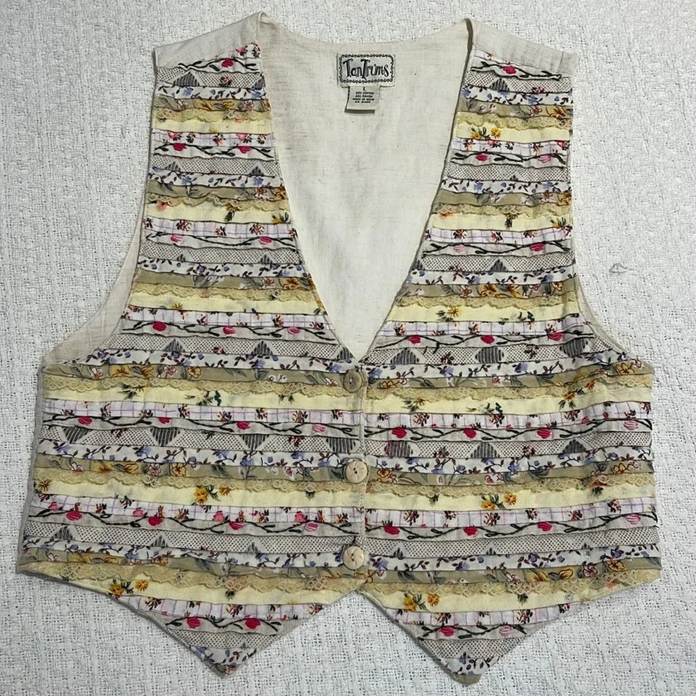Vest - Picture 1 of 10